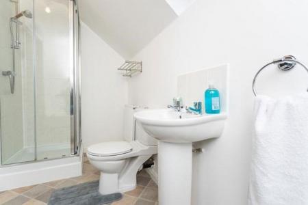 3 bedroom Property to let in Grange Way - DH6