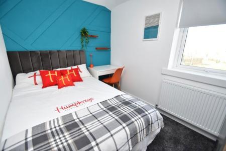 4 bedroom Property to let in Hilda Close, Gilesgate - DH1