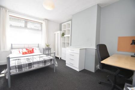 4 bedroom Property to let in DH1 - Adolphus Place