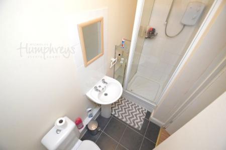 1 bedroom Studio flat to let in Marshall Terrace, DH1