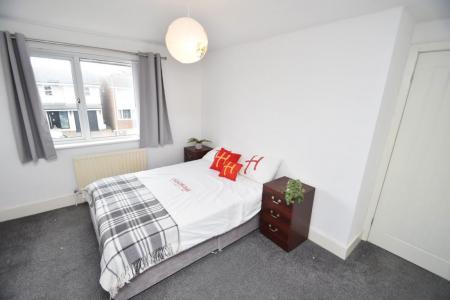 2 bedroom Property to let in Rowan Tree Avenue - DH1