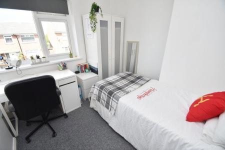 4 bedroom Property to let in Bradford Crescent, Durham, DH1