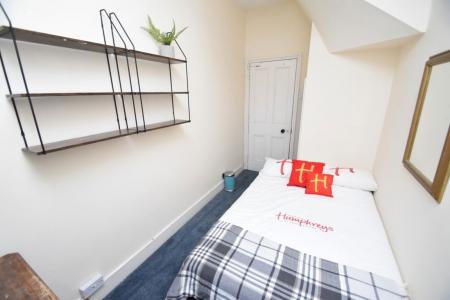 5 bedroom Property to let in Crossgate - DH1