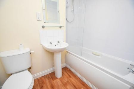 2 bedroom Property to let in St Giles Close - DH1