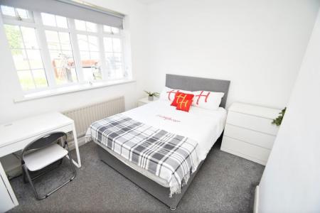 4 bedroom Property to let in Kepier Crescent, Durham, DH1