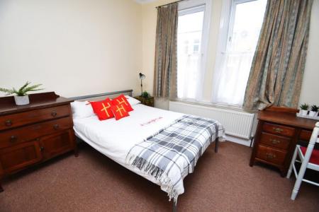 6 bedroom Property to let in East Atherton Street - DH1