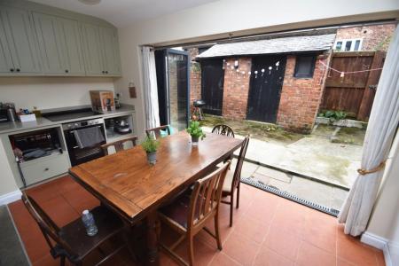 6 bedroom Property to let in East Atherton Street - DH1