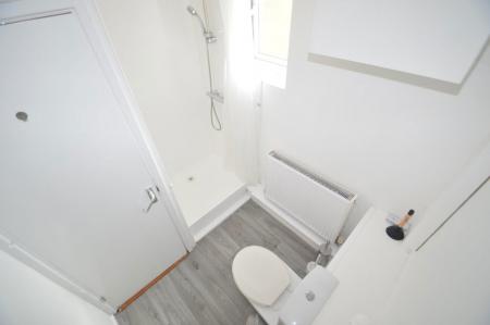 4 bedroom Property to let in Malvern Villas, Gilesgate DH1