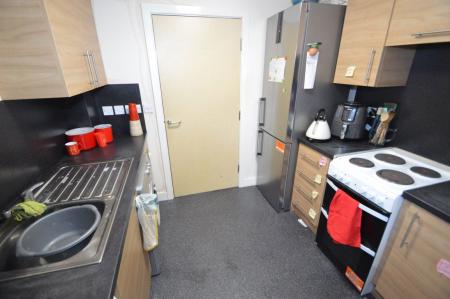 6 bedroom Property to let in The Hallgarth, Durham, DH1