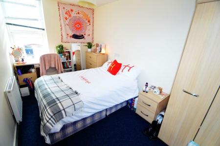 6 bedroom Property to let in Hawthorn Terrace, Durham, DH1