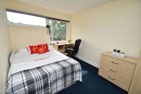 6 bedroom Property to let in The Hallgarth, Durham DH1