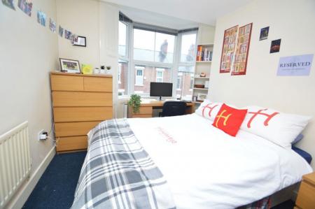 6 bedroom Property to let in Hawthorn Terrace, Durham, DH1