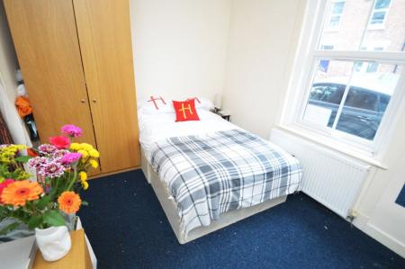 6 bedroom Property to let in Hawthorn Terrace, Durham, DH1