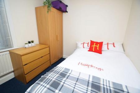 6 bedroom Property to let in Hawthorn Terrace, Durham, DH1