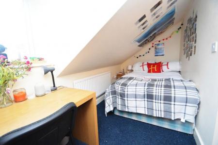 6 bedroom Property to let in Hawthorn Terrace, Durham, DH1