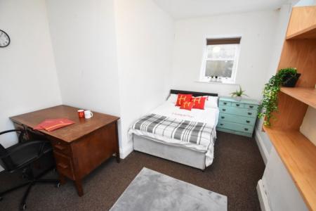 6 bedroom Property to let in The Avenue, Durham, DH1