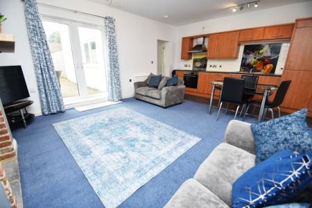 2 bedroom Property to let in High Street North, DH7