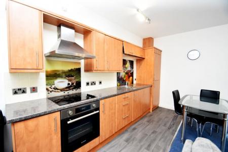 2 bedroom Property to let in High Street North, DH7