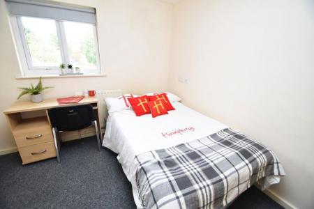 6 bedroom Property to let in Oswald Court, Durham, DH1