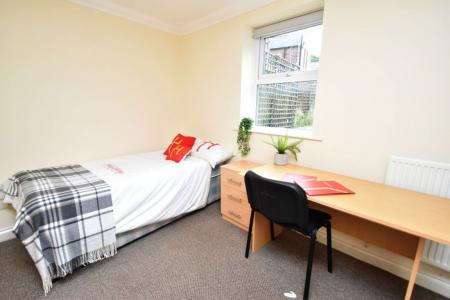 5 bedroom Property to let in Peartree Cottages - DH1