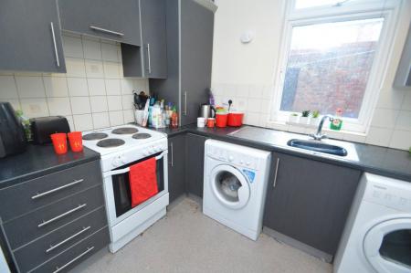 7 bedroom Property to let in High Wood View, Durham, DH1