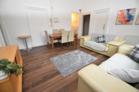 7 bedroom Property to let in The Avenue - DH1