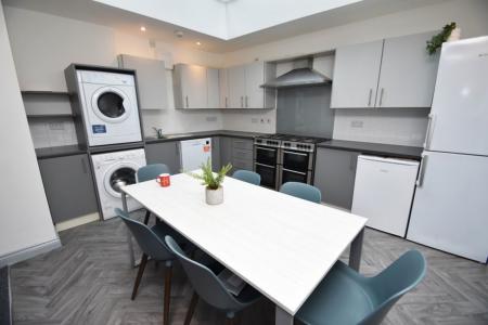 7 bedroom Property to let in Hallgarth Street, Durham, DH1