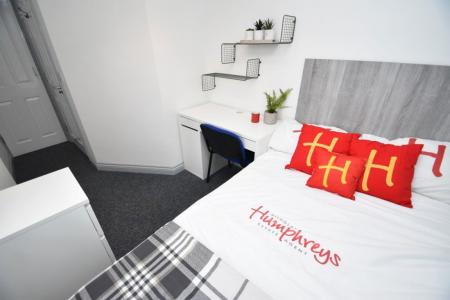 7 bedroom Property to let in Hallgarth Street, Durham, DH1