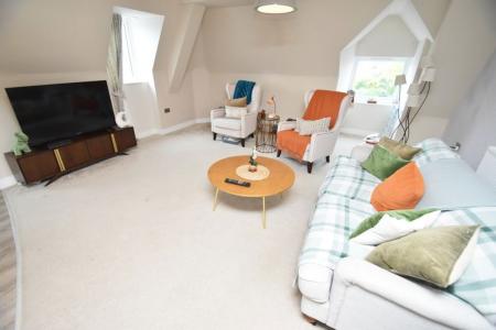 2 bedroom Property to let in The Grange - DH1