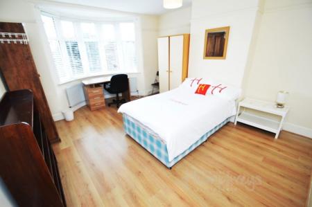 5 bedroom Property to let in The Rowans, Darlington Road, Durham, DH1 4PH