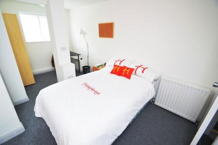 6 bedroom Property to let in Cedar Drive, Durham, DH1