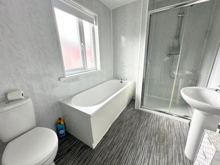 4 bedroom Property to let in Backmount Joy, Durham, DH1