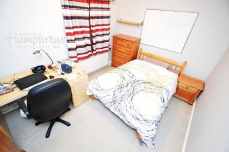 7 bedroom Property to let in Crossgate Peth, DH1