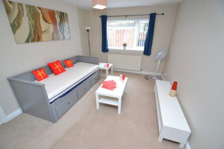 1 bedroom Property to let in Marshall Terrace - DH1