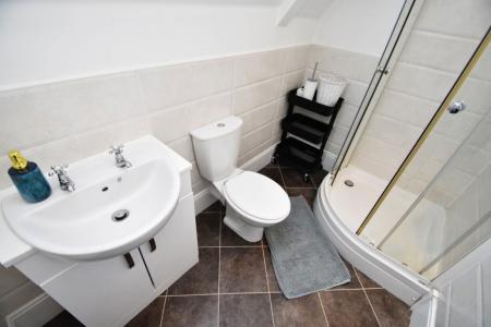 2 bedroom Property to let in Byland Close, DH1 4GY