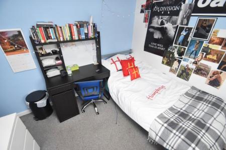 6 bedroom Property to let in Donnini Place - DH1