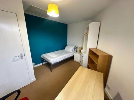 6 bedroom Property to let in Kepier Crerscent - DH1