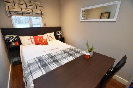 2 bedroom Property to let in River Court - DH1