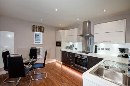 2 bedroom Property to let in River Court - DH1