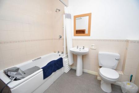 1 bedroom Property to let in Hylton Court, Durham