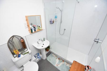 1 bedroom Property to let in Harrison house - DH1