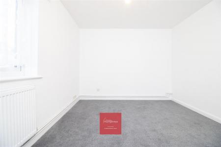 2 bedroom Apartment to let in GRIFFIN COURT, WIMBORNE,