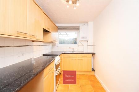 2 bedroom Apartment to let in GRIFFIN COURT, WIMBORNE,