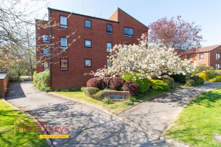 1 bedroom Apartment for sale in Allenview Road, Wimborne