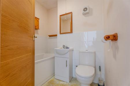 1 bedroom Apartment for sale in Leigh Road, Wimborne