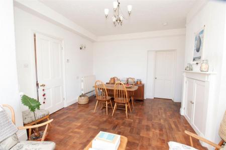 1 bedroom Apartment for sale in Leigh Road, Wimborne