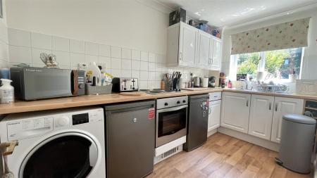 1 bedroom Property for sale in Cuthbury Gardens, Wimborne