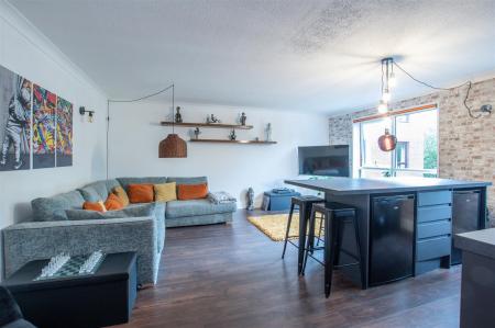 1 bedroom Apartment for sale in Allenview Road, Wimborne