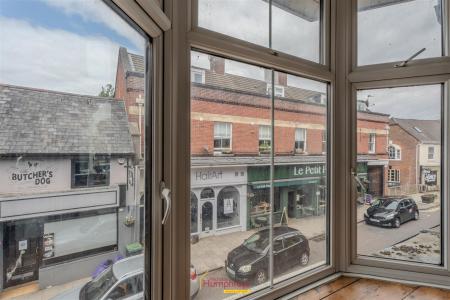 2 bedroom Apartment to let in East Street, Wimborne