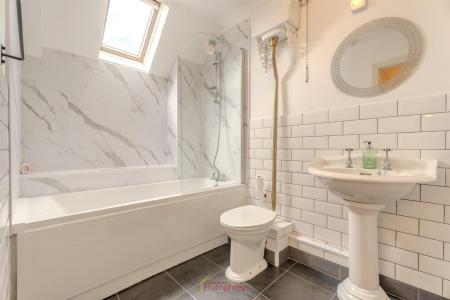 2 bedroom Terraced House for sale in St. Johns Hill, Wimborne